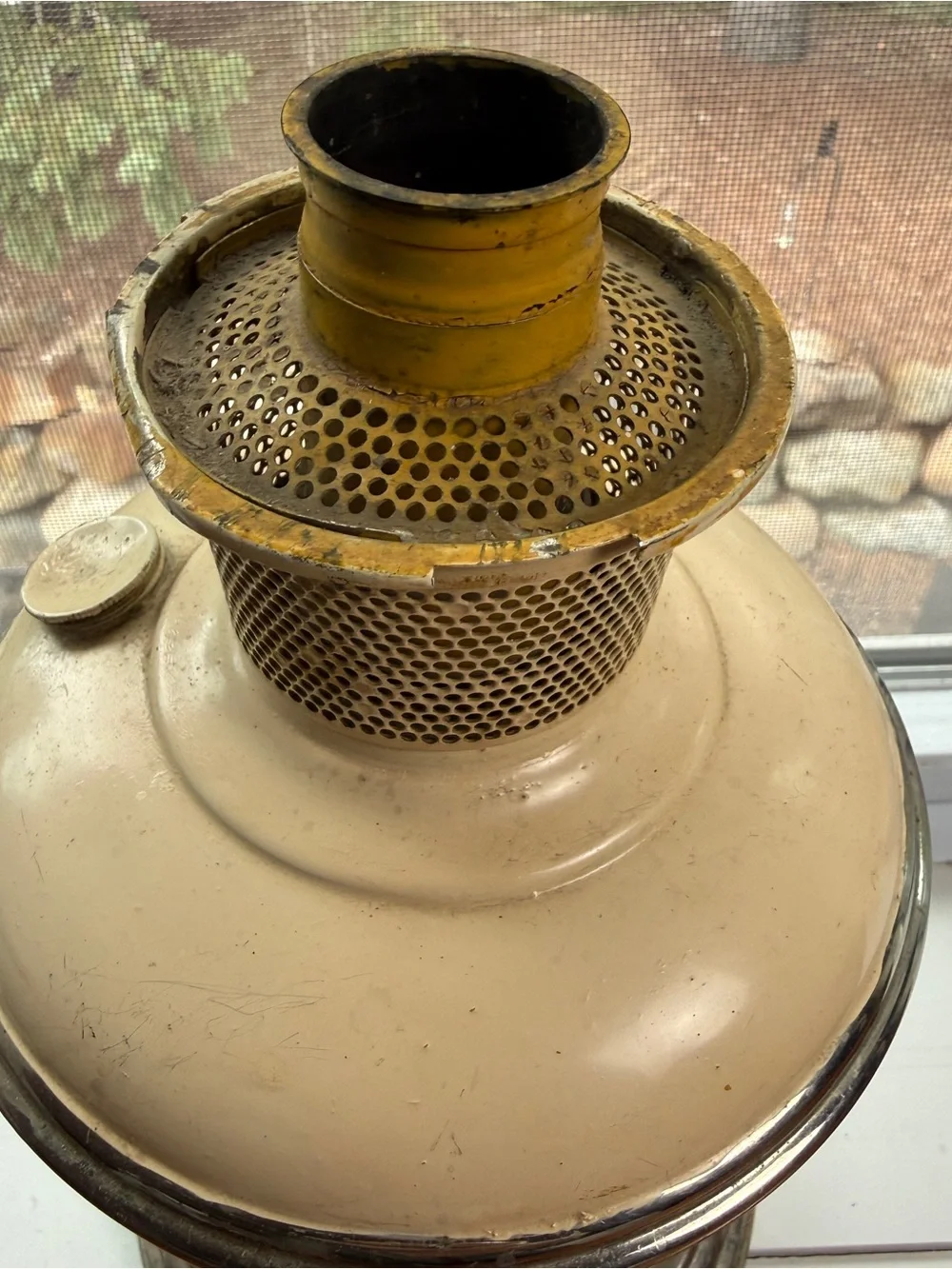 Vintage Aladdin Oil Lamp Kerosene Yellow & Silver No Chimney Homesteadin Prairie